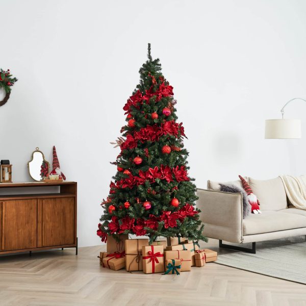 Red theme Christmas tree