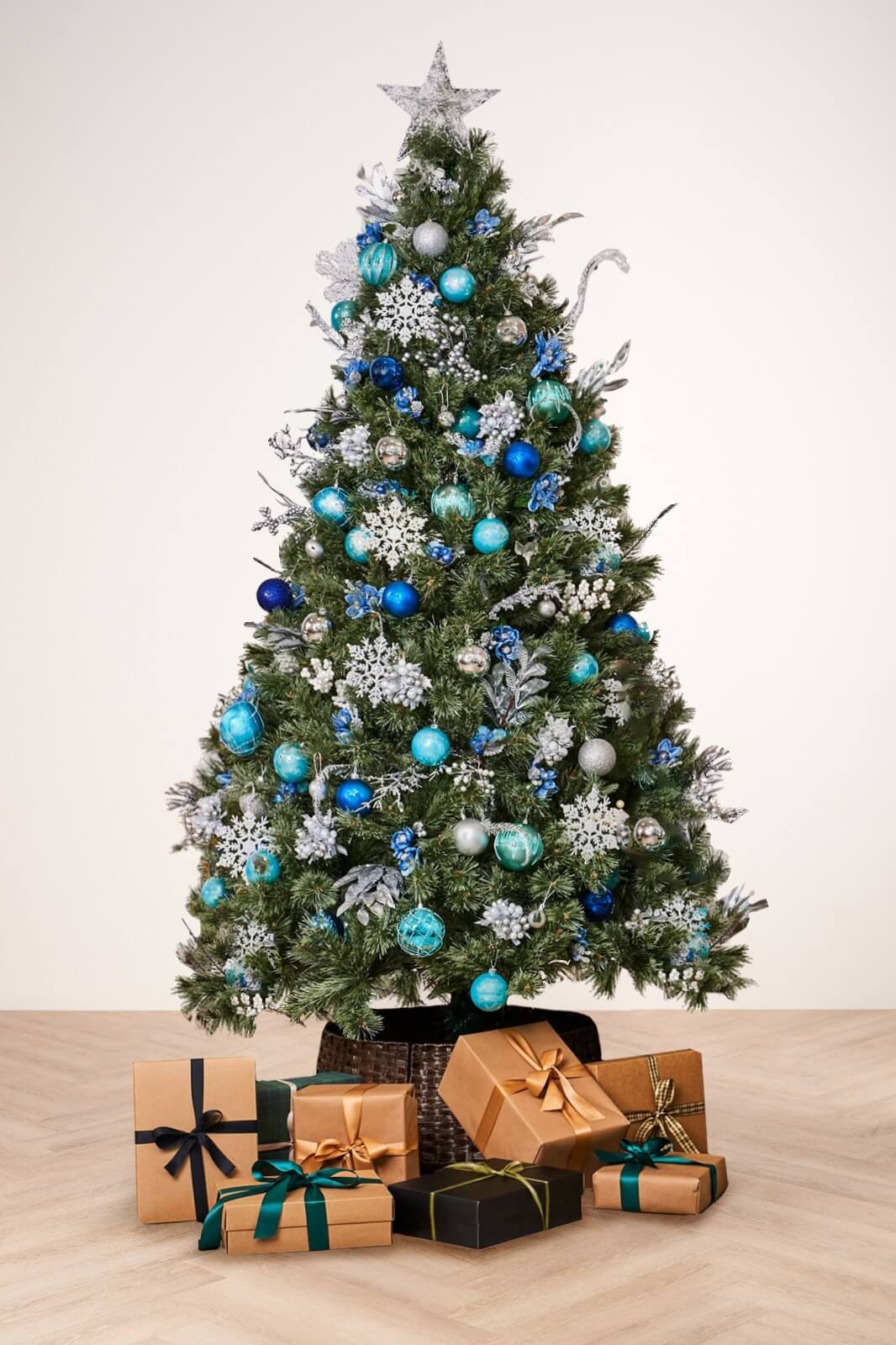 Christmas Tree Singapore | #1 Christmas Trees in Singapore