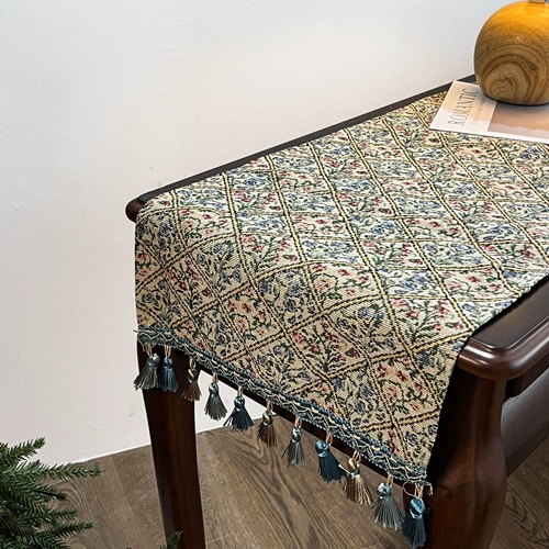 ISLENN Geometric Woven Table Runner by Masons Home Decor - Christmas Tree Singapore