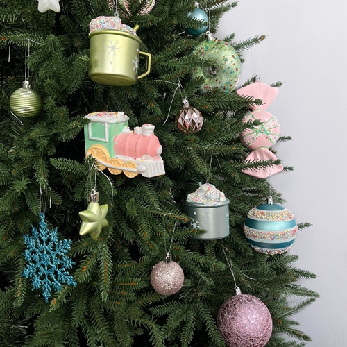 MERRIMELT Hot Cocoa Express Ornament Set by Masons Home Decor - Christmas Tree Singapore